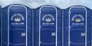 Best Standard Portable Toilet Rental  in Miami Beach, FL